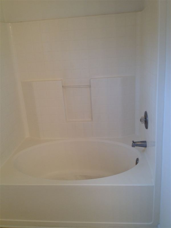 Foto del edificio - 7066 Ravenwood Ln