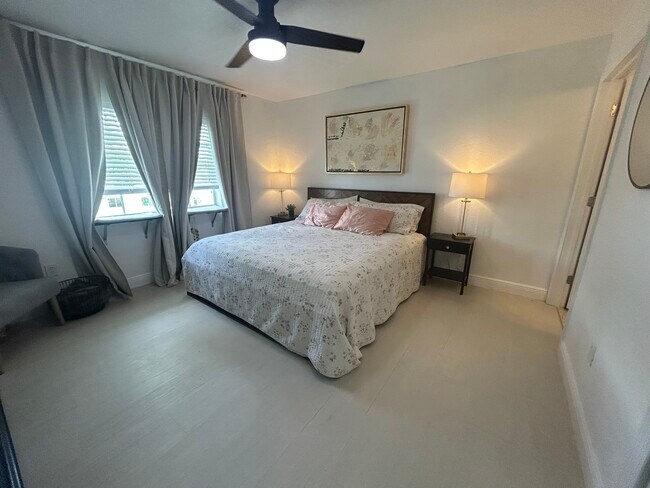 Foto del edificio - 1227 SE 23rd Pl