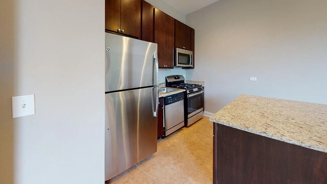 Foto del edificio - 236 E 61st St