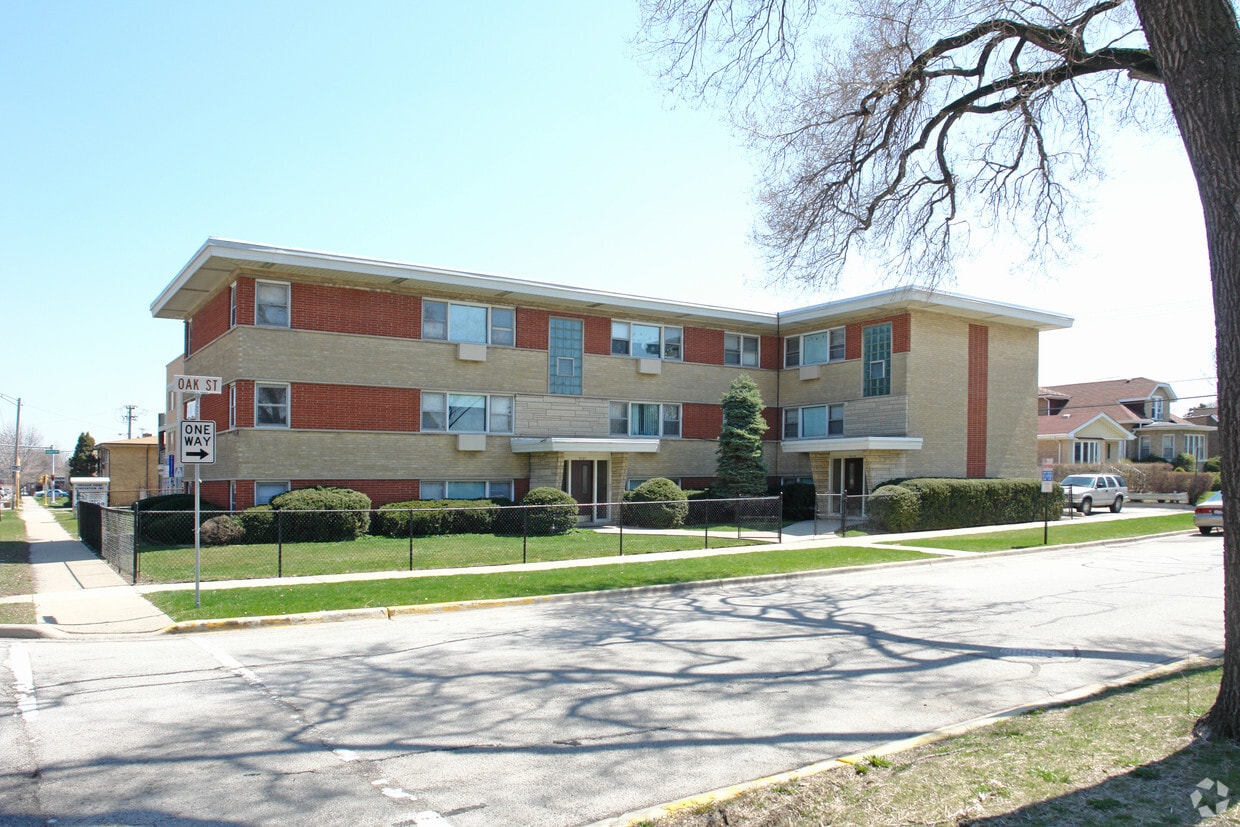 Primary Photo - 9121-9125 W Grand Ave