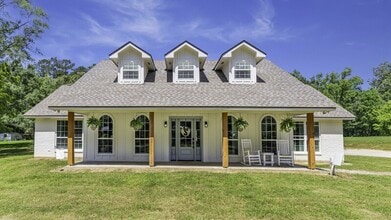 Building Photo - 7593 Carah Dr
