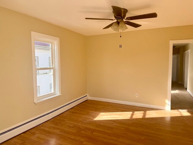 Building Photo - 34 Cherry St