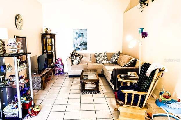 Foto del edificio - 12 Wheaton Ln