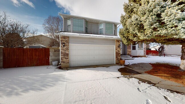 Building Photo - 2651 Shadow Ridge Dr