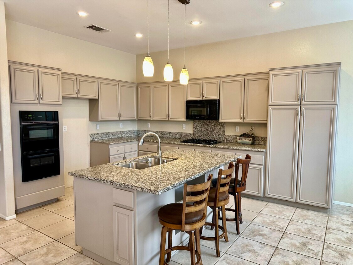 Foto principal - 79120 Kristen Ct