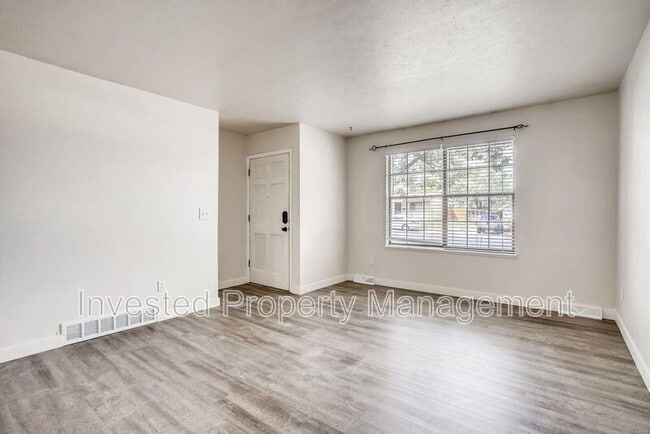 Foto del edificio - 172 S Cody St