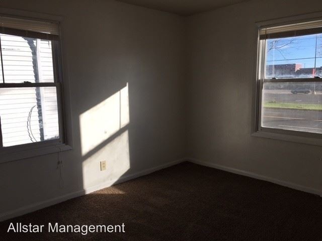 Foto del edificio - 3 br, 1 bath House - 21203 Libby Road