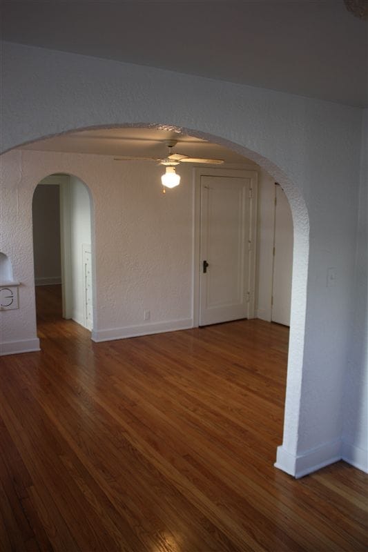 Dining Room - Parkmont Apartments
