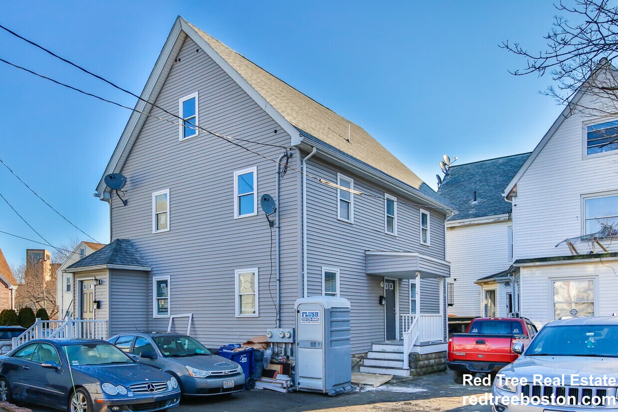 Primary Photo - 4 Chestnut Pl