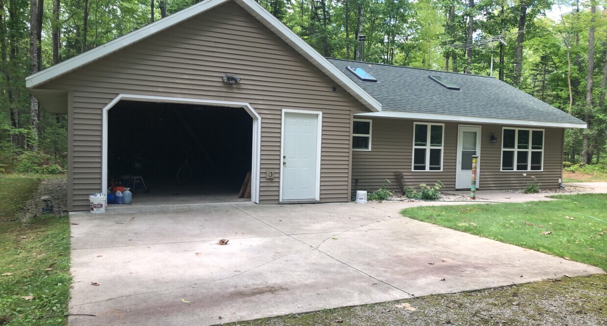 9286 Forest Trl, Pound, WI 54161 House Rental in Pound, WI