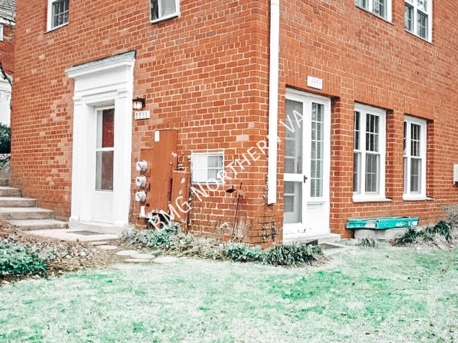 Photo - 3553 MARTHA CUSTIS DR-905-35