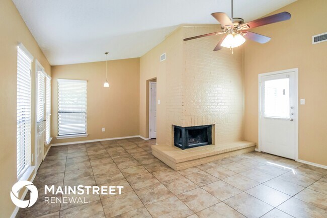 Building Photo - 934 Sanders Dr