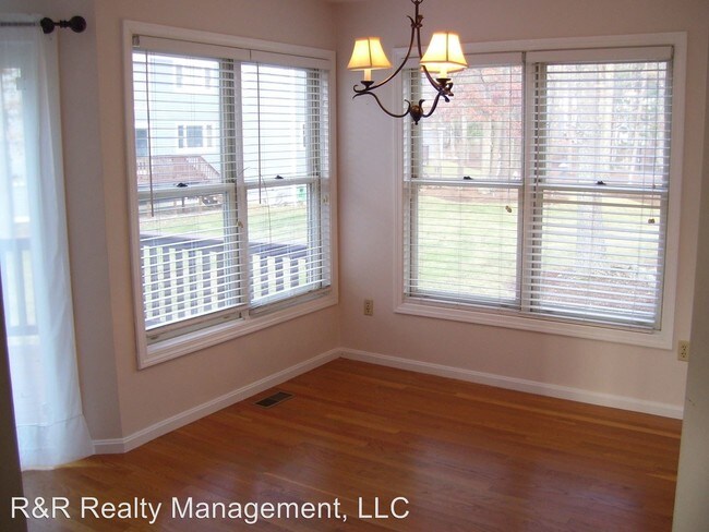 Foto del edificio - 2 br, 1.5 bath House - 11 Heritage Drive
