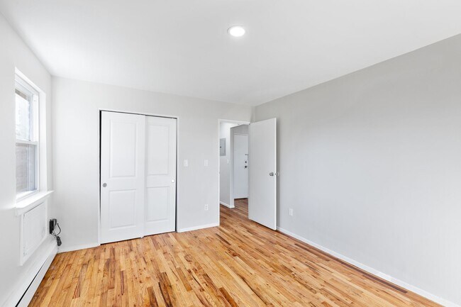 Foto del edificio - Matawan Court Apartments