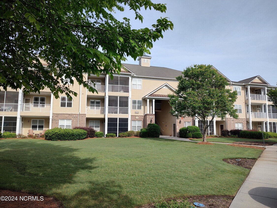 290 Woodlands Way Unit 10, Calabash, NC 28467 Condo for Rent in