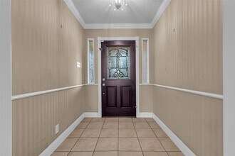 Building Photo - 23826 Farm Hill Dr