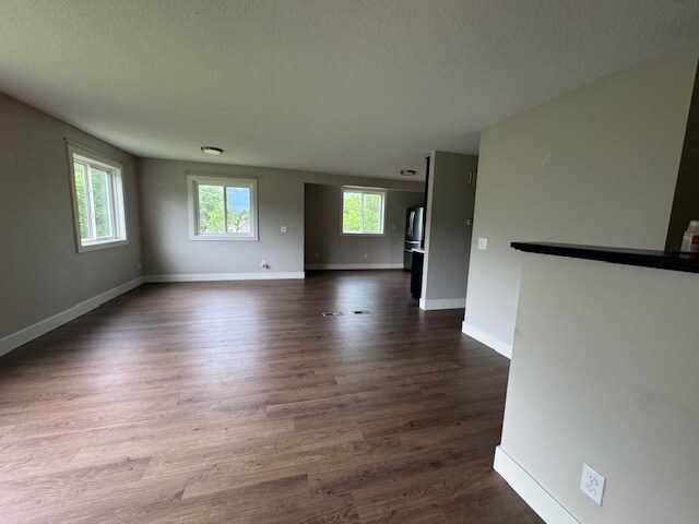 Foto principal - 23611 Kanabec St NW