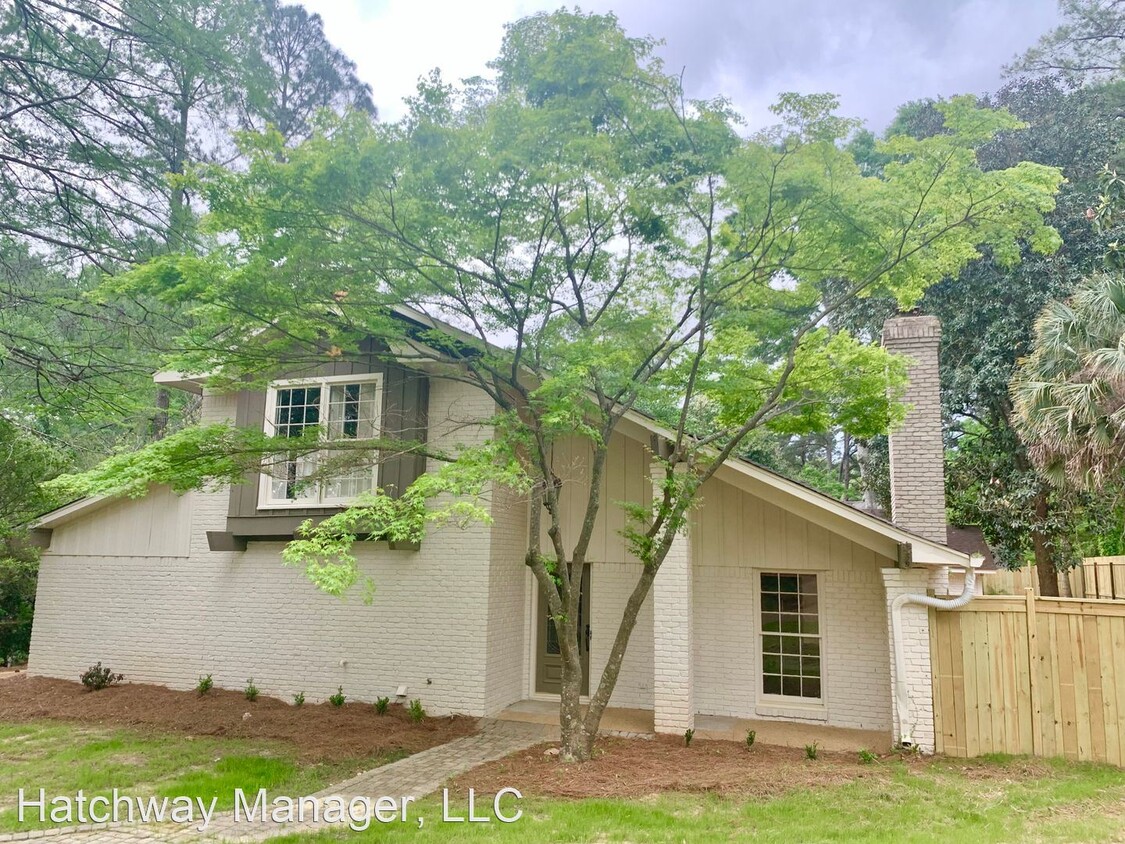 Foto principal - 4 br, 2.5 bath House - 2413 Southwood Rd