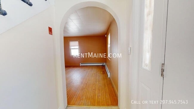 Building Photo - 322 Grove St