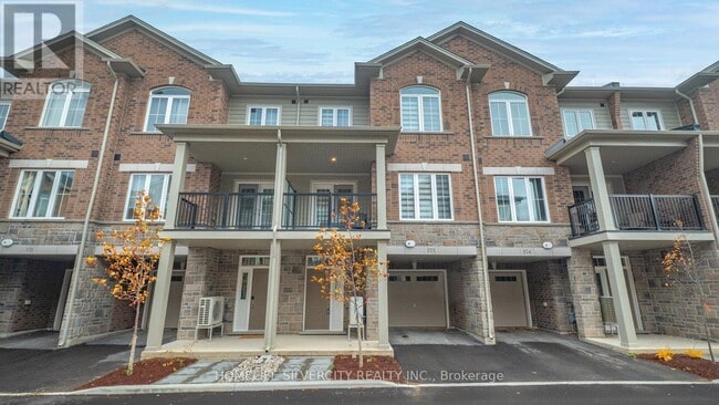 Photo du bâtiment - 677 Park Rd N