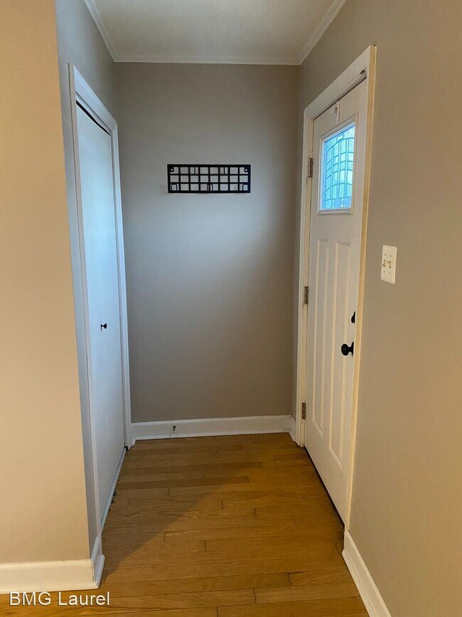 Foto del edificio - 3 br, 1 bath House - 902 Dorking Rd.