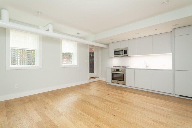 Foto del edificio - 286 Chestnut Hill Ave