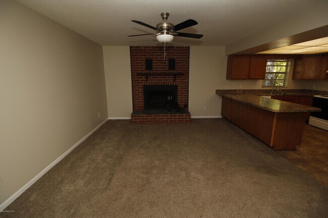 Foto del edificio - 2195 Corey Rd