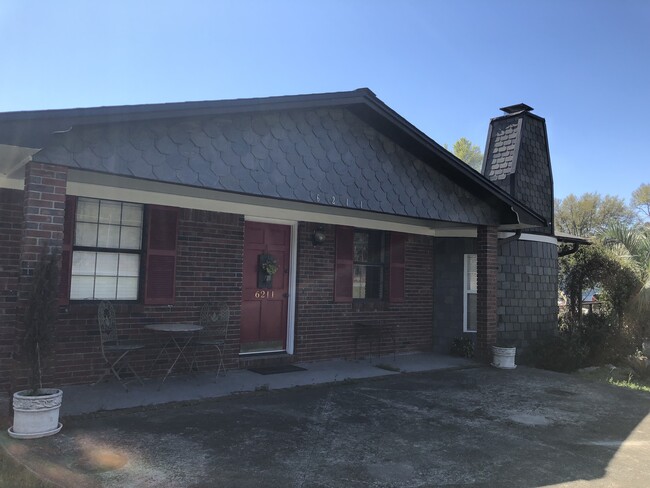 Building Photo - 6211 SW STATE ROAD 47