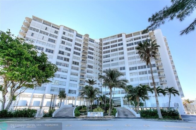 Photo - 11930 N Bayshore Dr Apartment