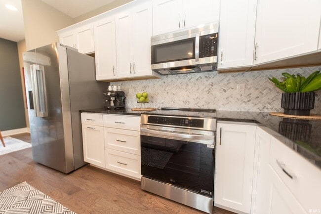 Foto del edificio - 1534 S Piazza Dr