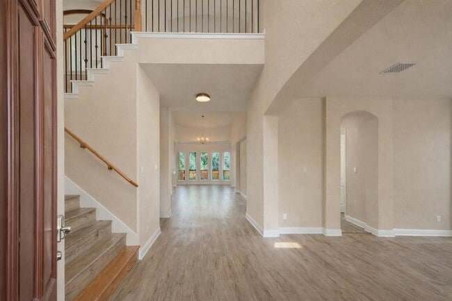 Building Photo - 3912 Coopers Hawk Cove