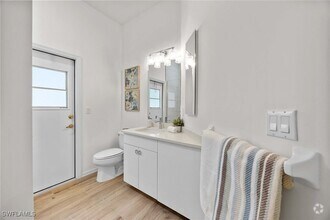 Building Photo - 8900 Lely Island Cir