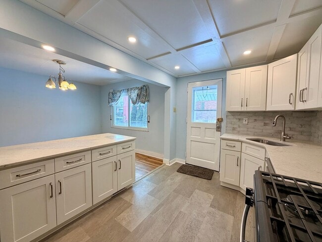 Foto del edificio - 1612 Oak Grove St