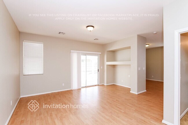 Foto del edificio - 9564 Flying Eagle Ln