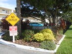 Foto principal - 719 S Beach St