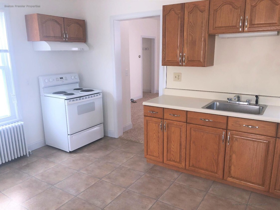 41 Pond St, Weymouth, MA 02190 Apartments in Weymouth, MA