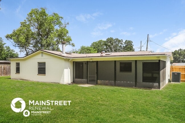 Building Photo - 8235 Gershwin St
