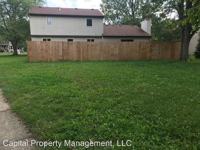 Building Photo - 3 br, 2.5 bath House - 7007 Tanbark Lane