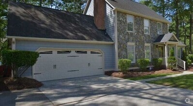 Building Photo - 300 Brook Hollow Dr