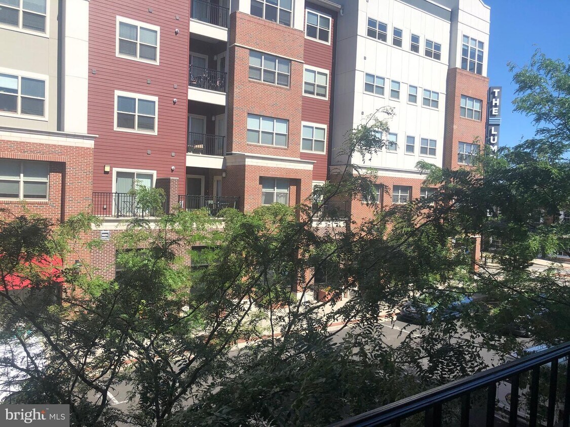 Foto principal - 605 N Atlantic Ave