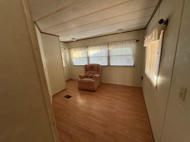 Foto del edificio - 115 Ells Country Estates