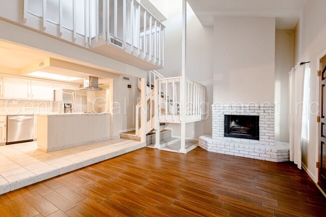 Building Photo - 2 Bedroom/2 Bath Condo with Garage  - $179...