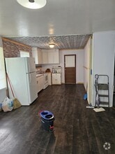 Building Photo - 1055 6th St