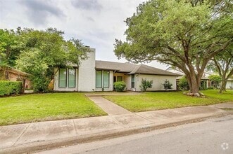 Building Photo - 6010 Black Berry Ln