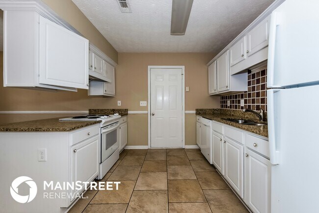 Foto del edificio - 11219 Knotty Pine Pl
