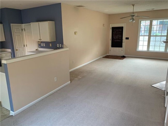 Building Photo - 2803 Regent Walk Dr