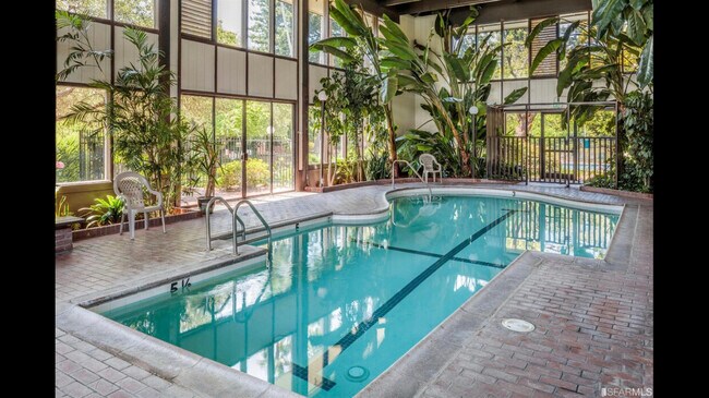 Foto del edificio - 4108 Shelter Creek Ln