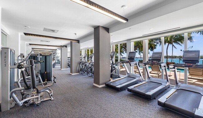Tu gimnasio está diseñado para adaptarse a tu forma de moverte. - Southgate Towers