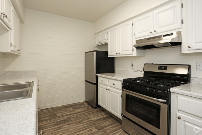 2BR Remodel Kitchen - Country Village