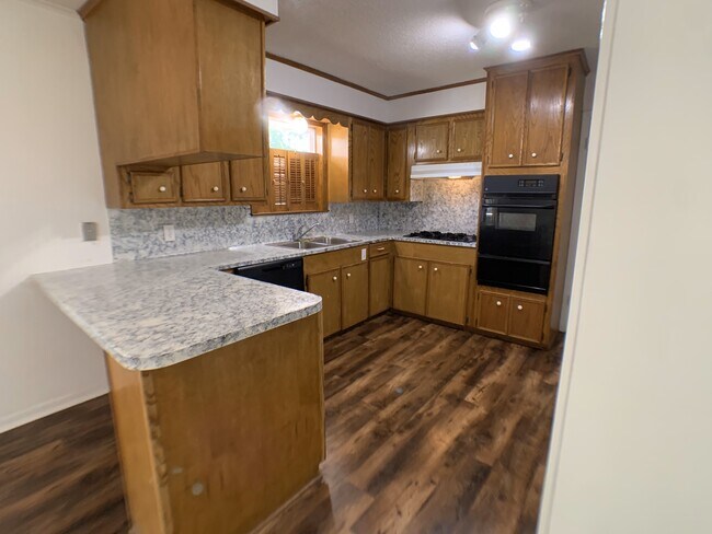 Foto del edificio - 707 N Lane Wells Dr